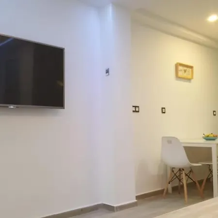 Lowcost Centrally 15min Centro 아파트